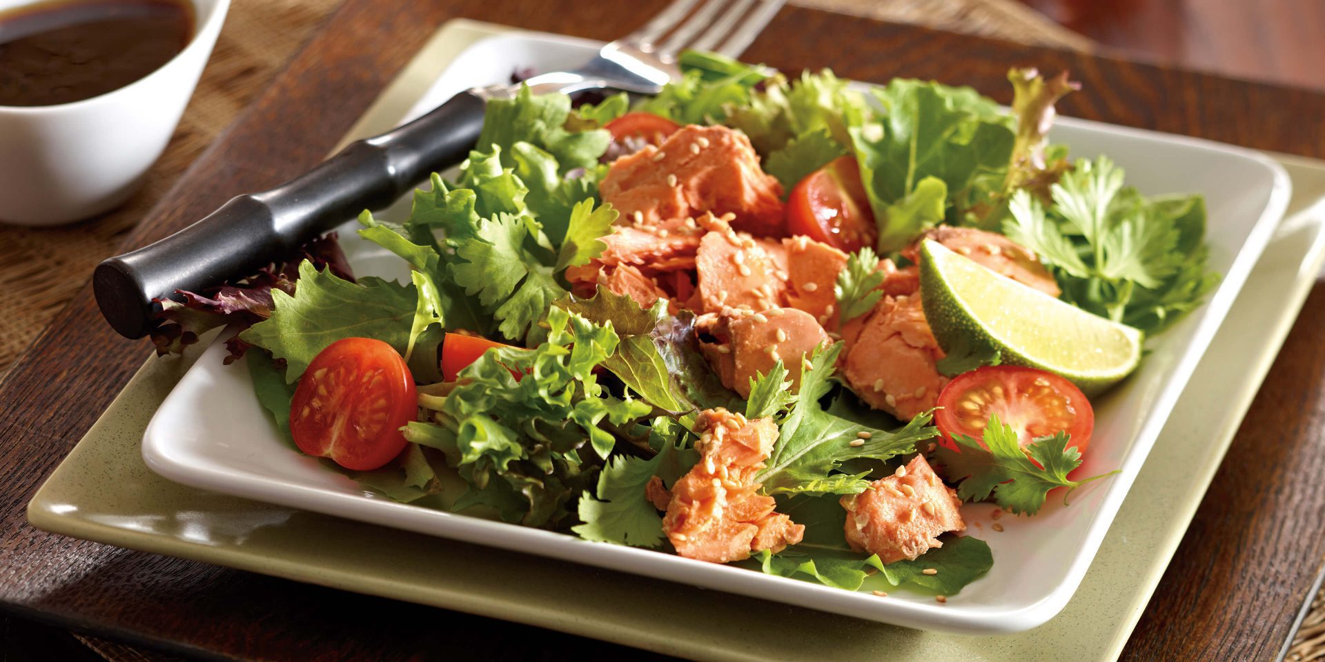 Teriyaki Salmon Salad Clover Leaf