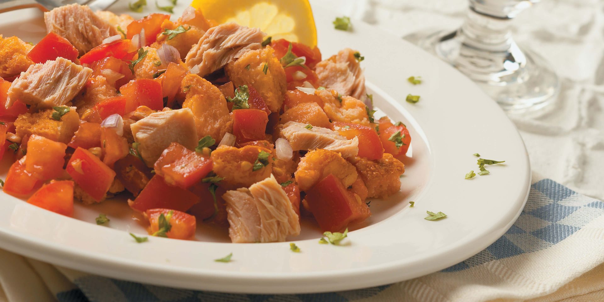 Grilled Bread & Tuna Salad - Clover Leaf