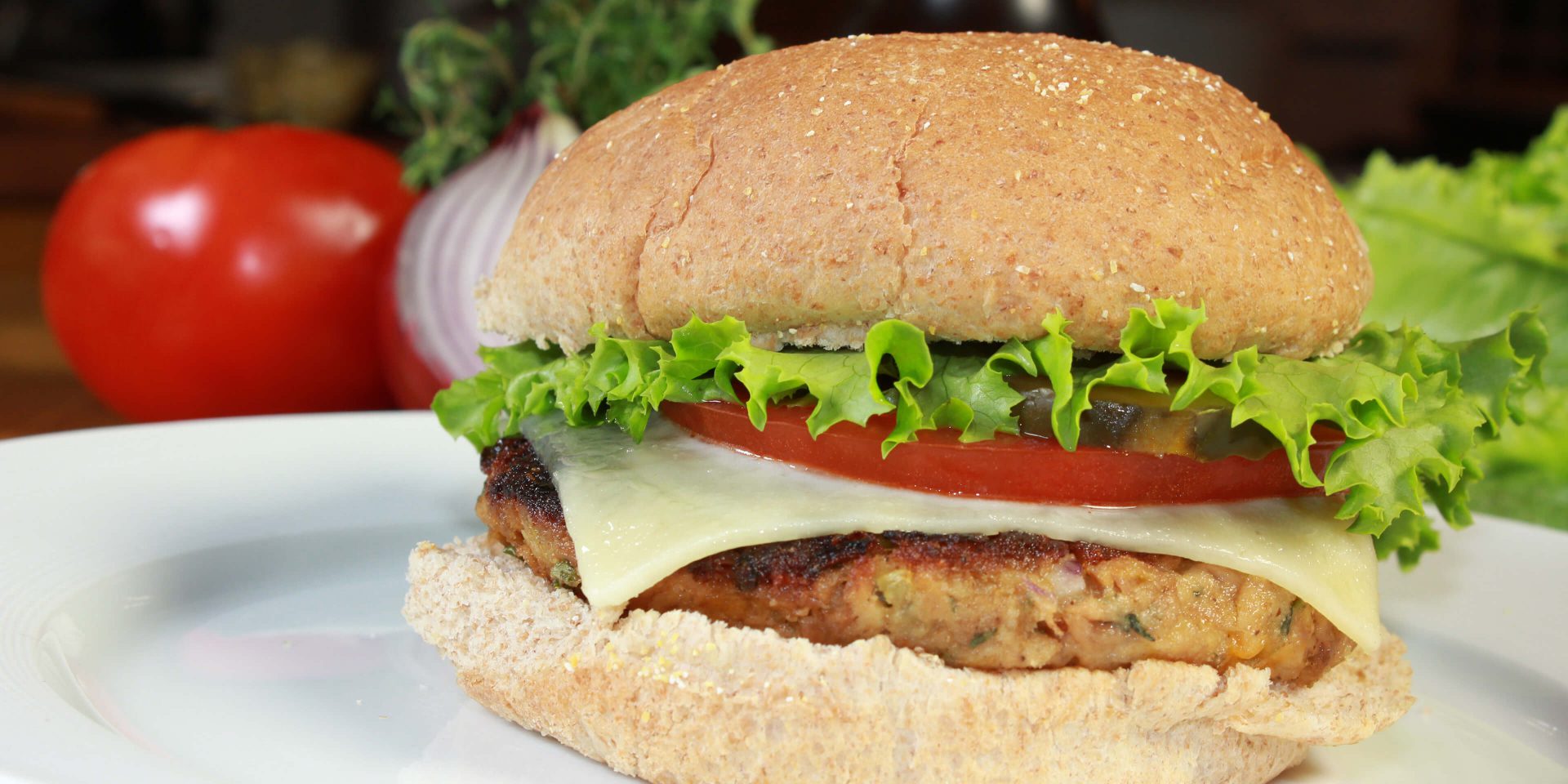 Lemon Pepper Tuna Burgers - Clover Leaf