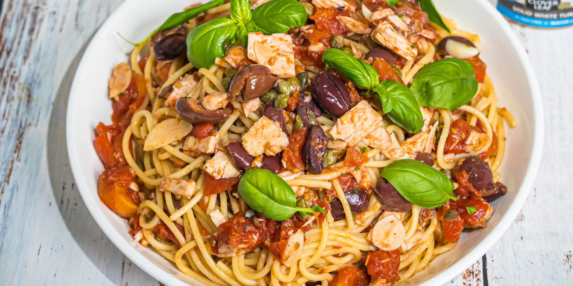 Spaghetti Tuna Puttanesca - Clover Leaf