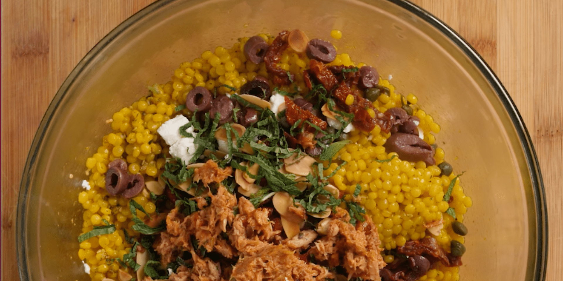 Tuna Couscous Salad with Za'atar Vinaigrette - Clover Leaf